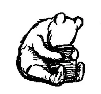 Và bức vẽ này cho thấy Pooh đang ngồi với khuôn mặt vùi vào trong hũ mật.